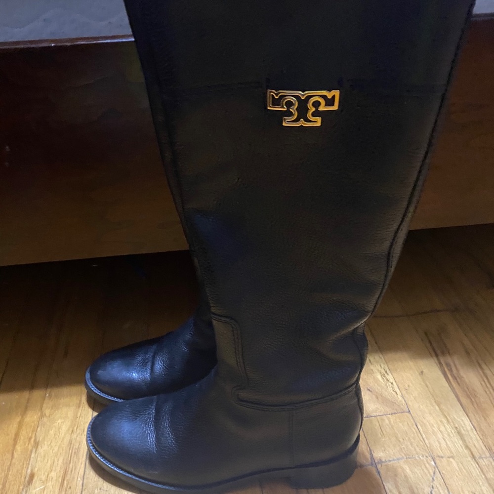 Tory Burch Boots Loved, but can no longer fit!